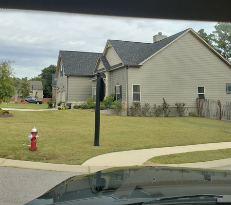 Michael's Lawn Maintenance - Columbia, SC