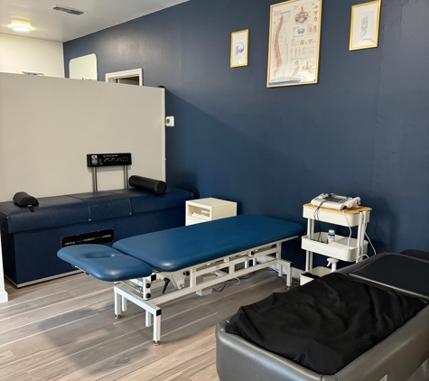 AlignForm Chiropractic & Wellness Studio - Roanoke, TX