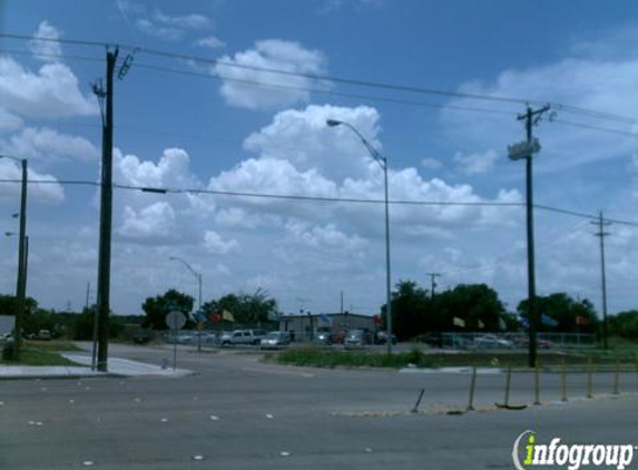 Alaniz Auto Ranch - Fort Worth, TX