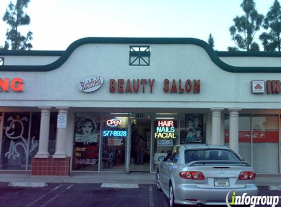 Richfield Beauty Salon - Placentia, CA