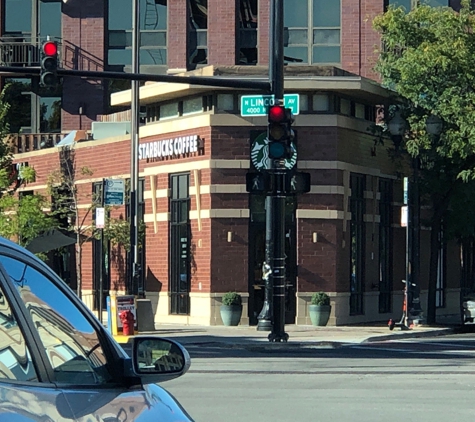 Starbucks Coffee - Chicago, IL