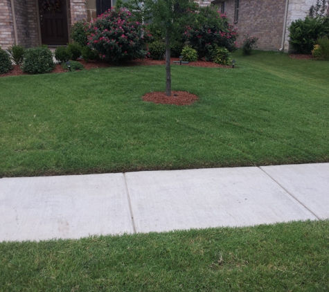 Low Cuts Lawn Service - Watauga, TX