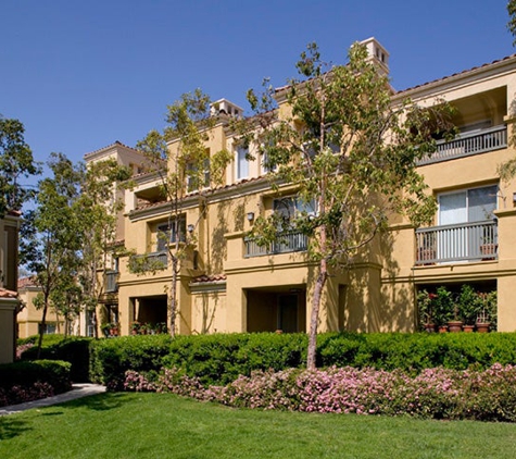 San Paulo Apartment Homes - Irvine, CA