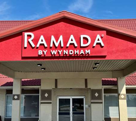 Ramada By Wyndham Lumberton - Lumberton, NC