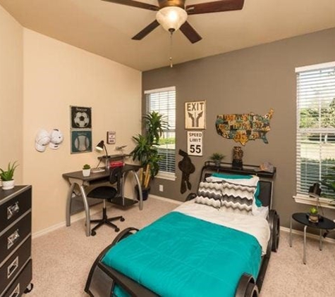 Villa Toscana Apartments - Houston, TX