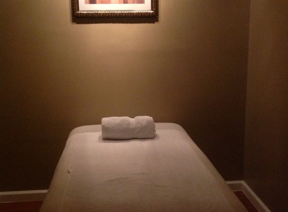 Feet press spa - Atlanta, GA