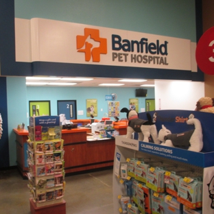 Banfield Pet Hospital - Merriam, KS