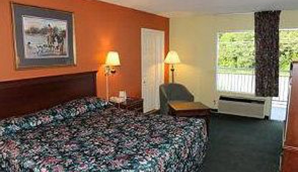 Red Roof Inn - Caryville, TN