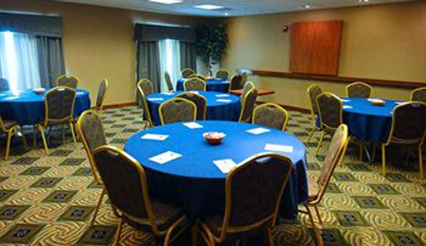 Hampton Inn & Suites Tilton - Tilton, NH