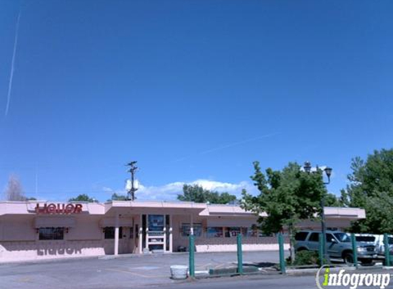 Champions Liquors - Lakewood, CO