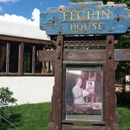 Taos Art Museum - Museums