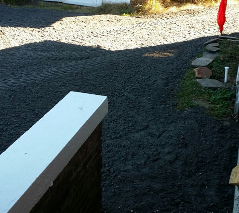 Max's Digging Service, Inc. - Conover, NC. Driveway area