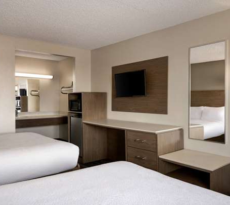 Days Inn by Wyndham Fresno South - Fresno, CA