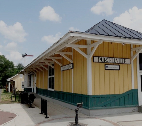 Hall Funeral Home - Purcellville, VA