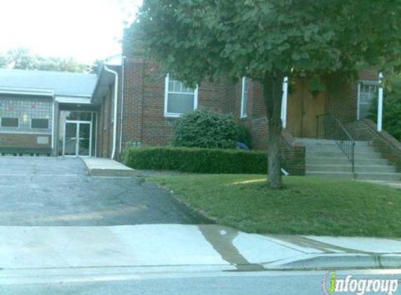 Sanford Avenue Baptist Church - Alton, IL