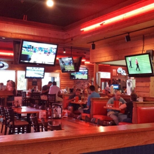 Hooters - Grapevine, TX