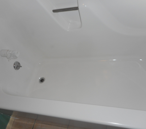 Tub Pro Refinishing - Gulfport, MS. The tub one day after work was completed.