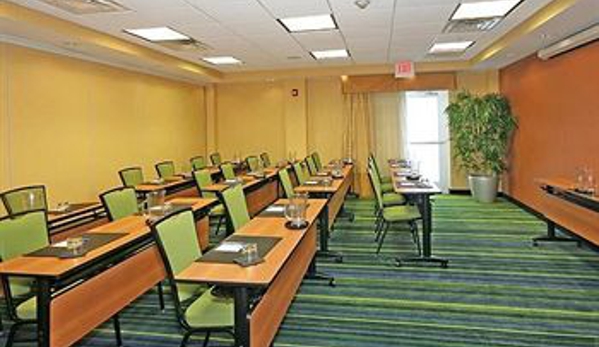 Fairfield Inn & Suites - Raleigh, NC