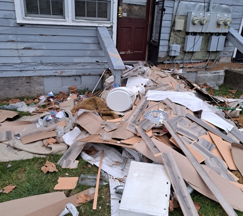 KFG Dumpster Rental and Junk Removal - Battle Creek, MI