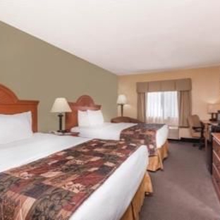 Baymont Inn & Suites - Lagrange, GA