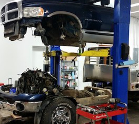 Veach Diesel & Automotive Repair - Bellevue, IA