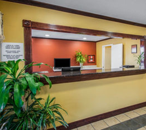 Econo Lodge - Defuniak Springs, FL