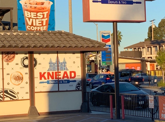 Knead Donuts & Tea - Long Beach, CA