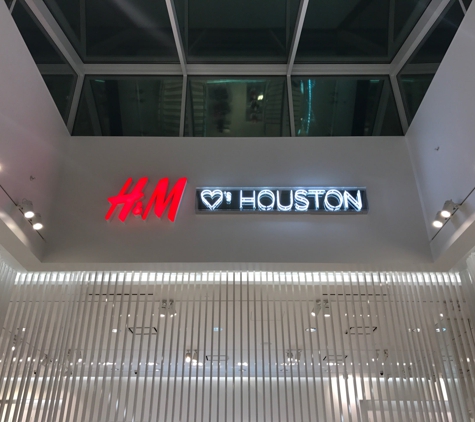 H&M - Houston, TX