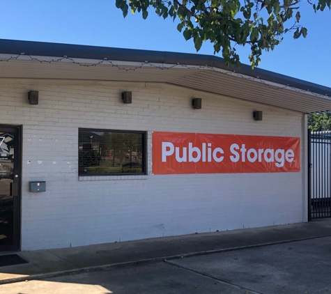 Public Storage - Desoto, TX