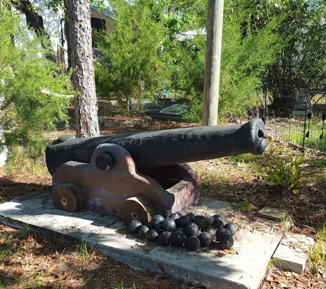 Cody's RV & Recreational Park - Weeki Wachee, FL