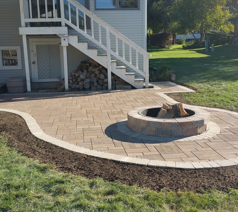 Sunnyside Landscaping & Tree Service - West Chicago, IL