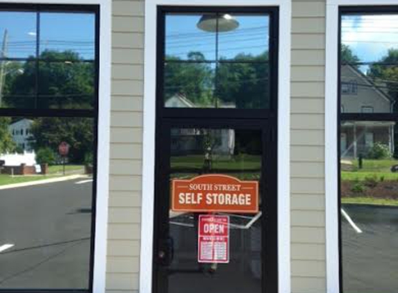 South Street Self Storage - Danbury, CT