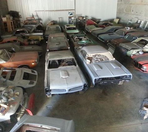 Classic Muscle Cars & Parts - Miami, FL