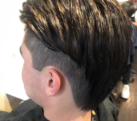 Head On Hairdressing - Hawthorn, VIC