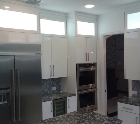 Kitchen Cabinets Cabinet Refacing by Visions - Miami, FL