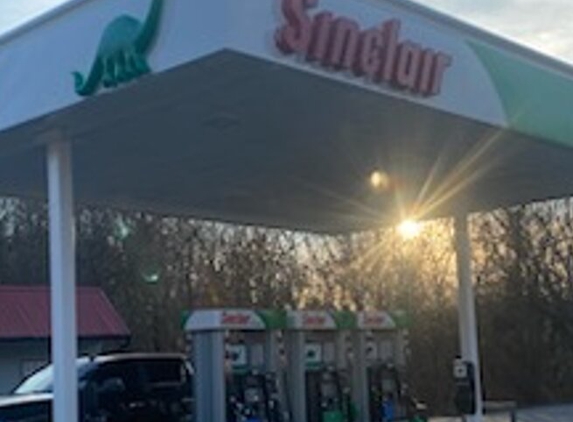 Sinclair Gas Station - Palmyra, TN