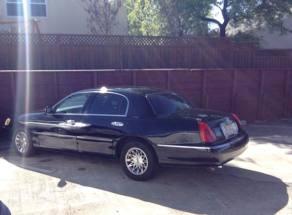 American Cab - Olivehurst, CA. LINCOLN