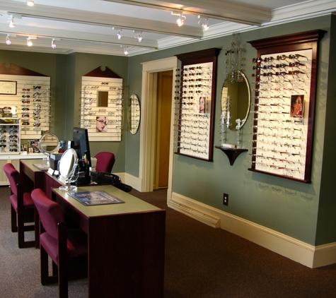 Family Eye Health & Contact Lens Center Lewiston - Lewiston, ME