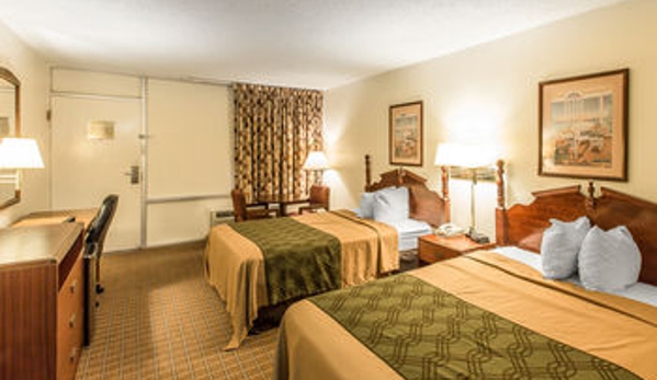 Econo Lodge - Thomasville, GA