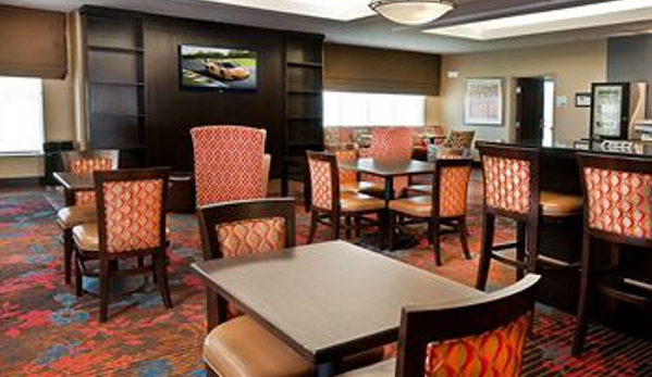 Holiday Inn Express & Suites Pearsall - Pearsall, TX