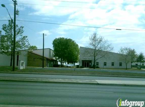 Saint Matthews Episcopal Church - Universal City, TX