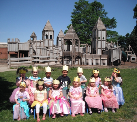 Little Phoenix Day Care Preschool - Easton, CT