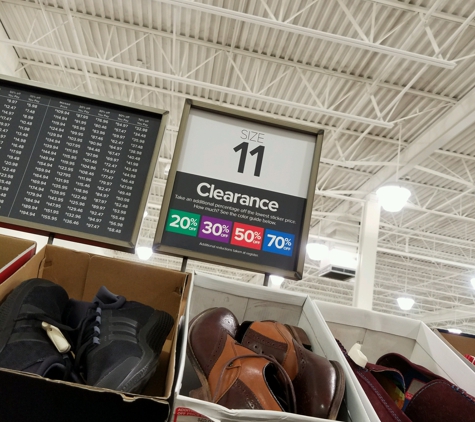 DSW Designer Shoe Warehouse - Maple Grove, MN