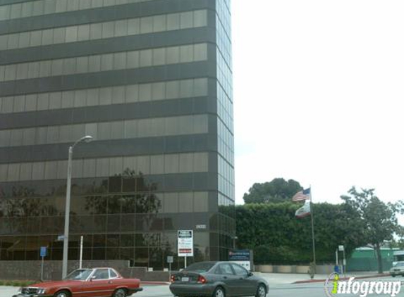 Korn Peter J. Law Offices of - Tarzana, CA
