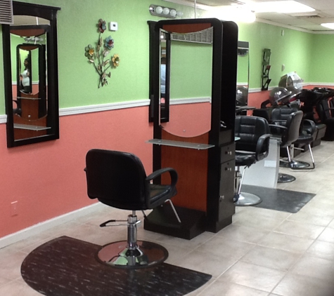 Maly's Hair & Nail Salon Oakland Park Fl - Oakland Park, FL