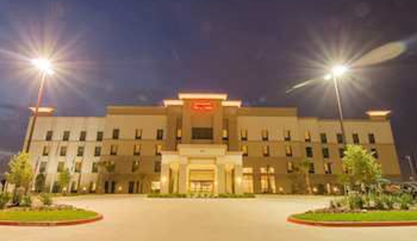 Hampton Inn & Suites Houston North IAH - Houston, TX