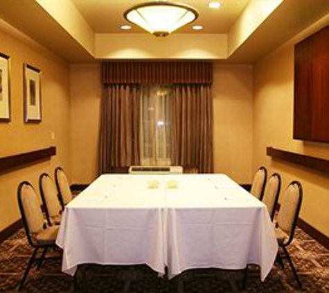 Hampton Inn & Suites Sacramento-Airport-Natomas - Sacramento, CA