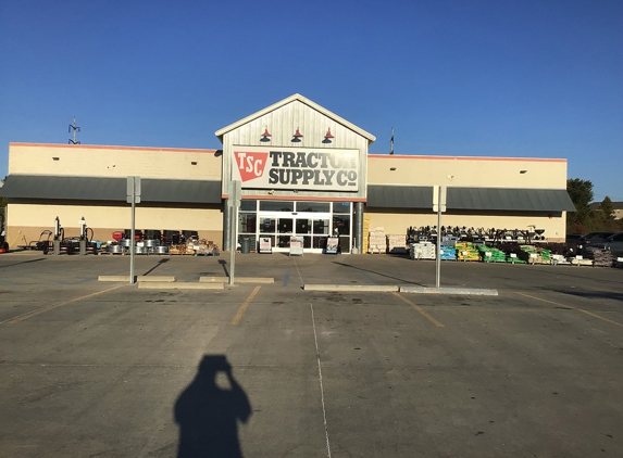 Tractor Supply Co - Columbia, MO