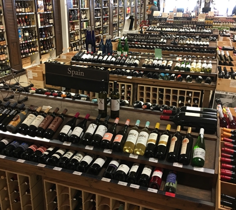 Liquorama Wine Cellars - Hyde Park, NY