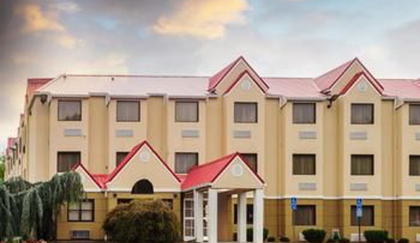 Microtel Inn & Suites by Wyndham Knoxville - Knoxville, TN